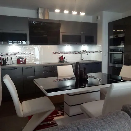 Bel T2 Pres Du Avc Un Parking Prive Apartamento