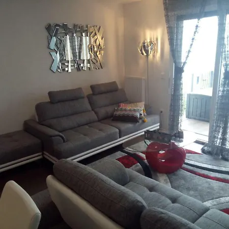 Apartment Bel T2 Pres Du Avc Un Parking Prive