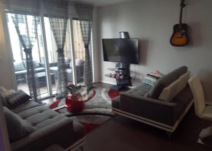 Apartament Bel T2 Pres Du Avc Un Parking Prive *